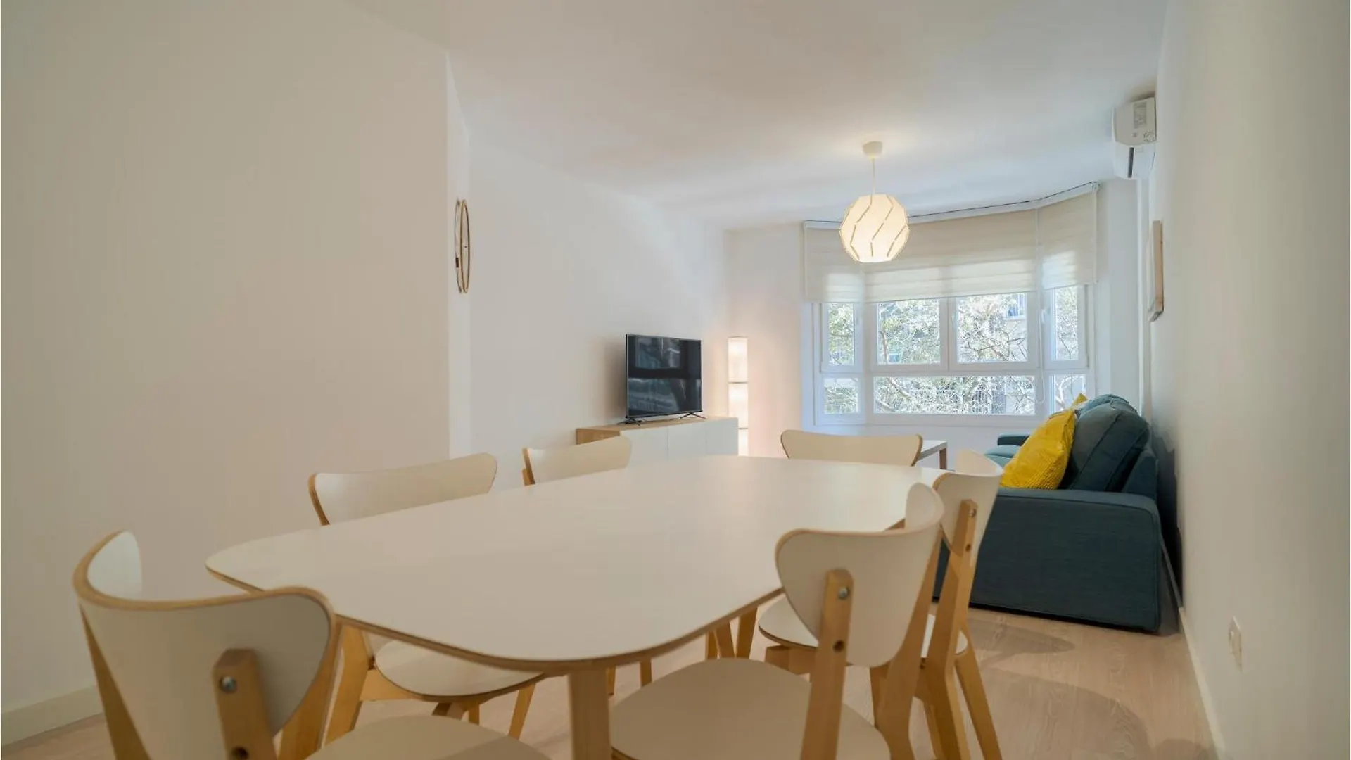 Cozy Apartment In Malaga With Kitchen Spain
